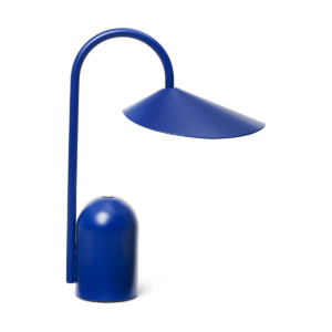 ferm LIVING Arum bærbar lampe Bright Blue
