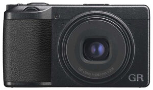 Ricoh GR IIIx - (f/2.8) 24MP, USB-C (60fps)