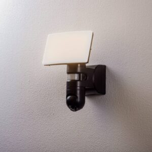 Prios LED udend⌀rs vægspot Avayah, bevægelsessensor, kamera